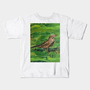 Brown Bird in the Green Grass Kids T-Shirt